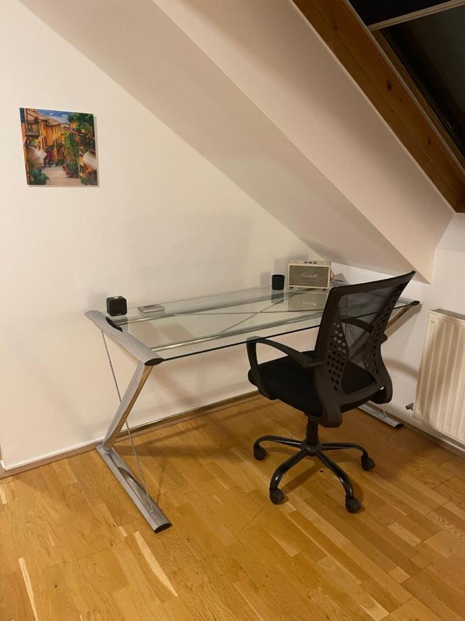 Appartamento Klimatisiertes, Ruhiges Dachgeschoss Cityapartment Im Zentrum Wiens Vienna