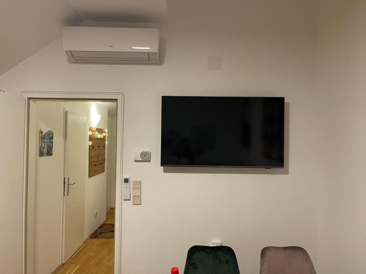 Klimatisiertes, Ruhiges Dachgeschoss Cityapartment Im Zentrum Wiens Appartamento *
