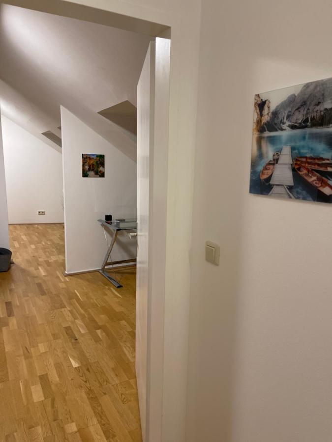 Appartamento Klimatisiertes, Ruhiges Dachgeschoss Cityapartment Im Zentrum Wiens