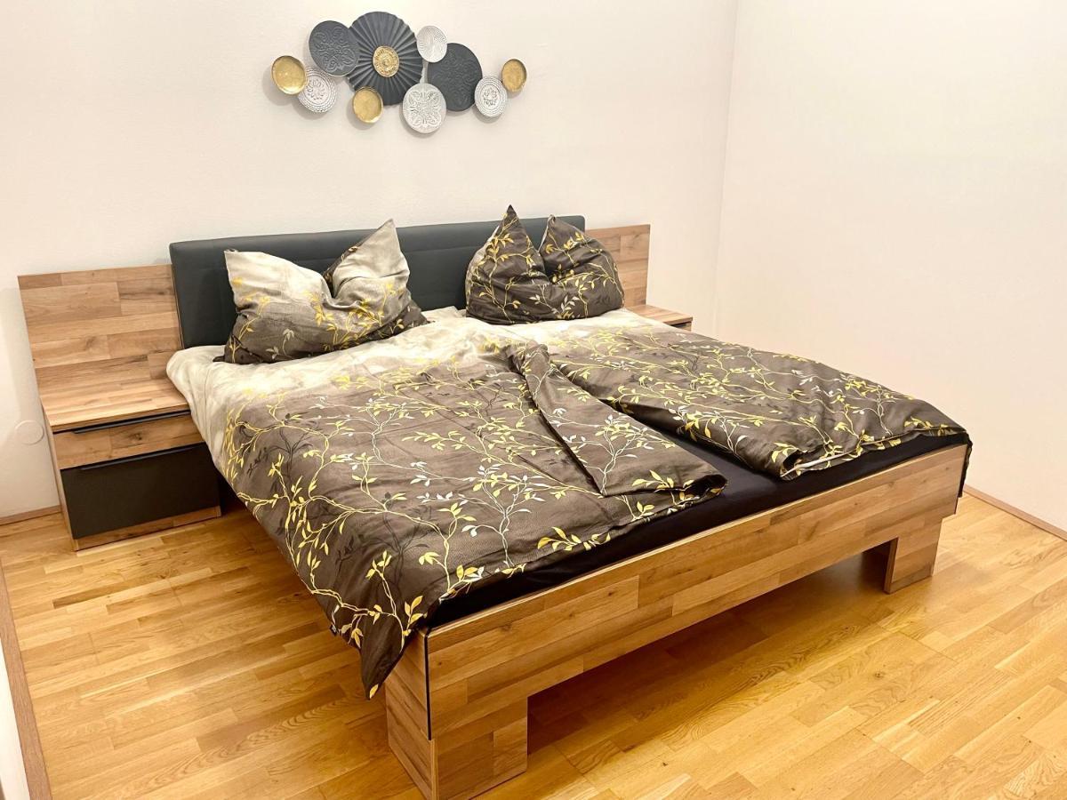 Klimatisiertes, Ruhiges Dachgeschoss Cityapartment Im Zentrum Wiens Appartamento