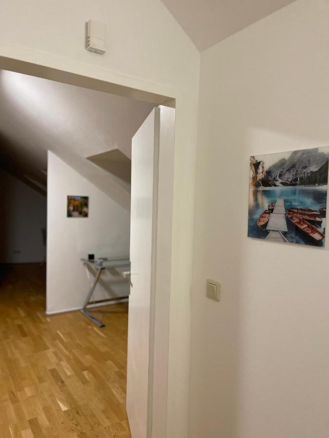 Klimatisiertes, Ruhiges Dachgeschoss Cityapartment Im Zentrum Wiens Appartamento