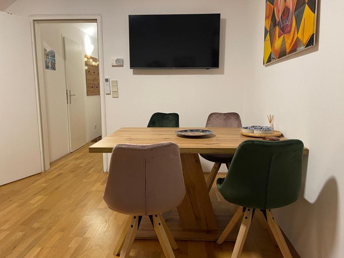 Appartamento Klimatisiertes, Ruhiges Dachgeschoss Cityapartment Im Zentrum Wiens Vienna
