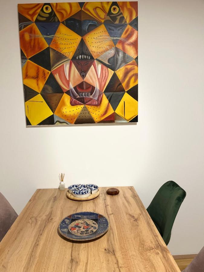 Klimatisiertes, Ruhiges Dachgeschoss Cityapartment Im Zentrum Wiens Appartamento *